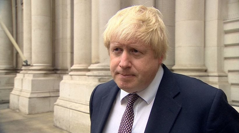 Ο Μπόρις Τζόνσον ζητάει την αποχώρηση του Άσαντ από τη Συρία για να ξεκινήσει η ανοικοδόμηση της χώρας